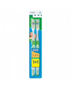 ORAL-B 1.2.3 MAXI CLEAN 1+1 TOOTH BRUSH